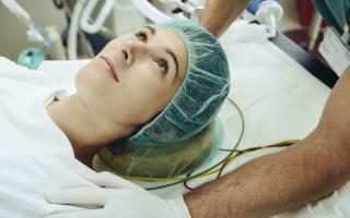 Prayer for a patient during surgery: text, features, reading rules